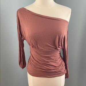 Isshu Dusty Rose Off-Shoulder Blouse